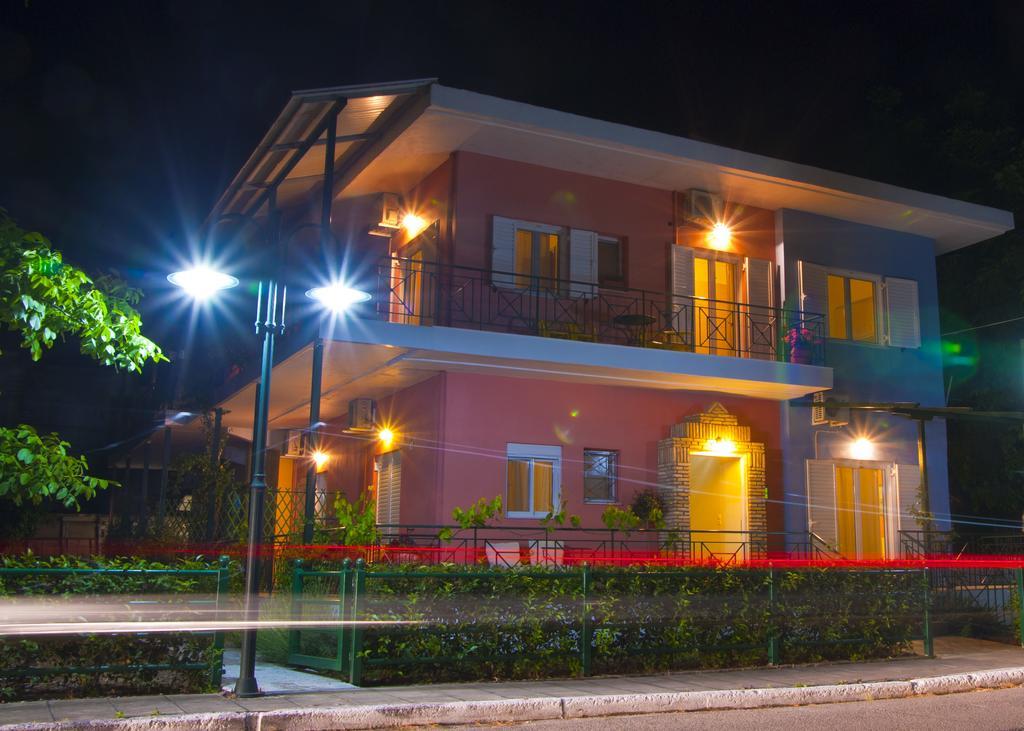 Tsertos Apartments Kamena Vourla Exterior foto